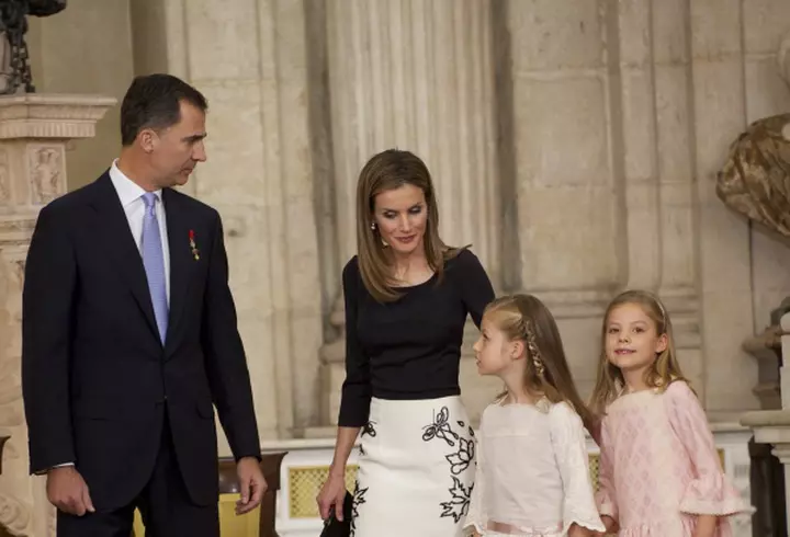 Jennifer Aniston şi Justin Theroux – Au revenit mai îndrăgostiţi ca oricând pe covorul roşu 