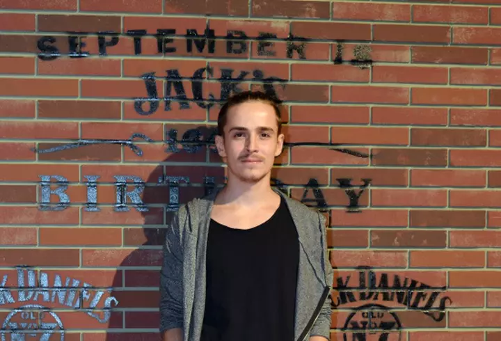 Cum și-au împodobit vedetele brazii de Crăciun. Cine a respectat tendințele și cine nu