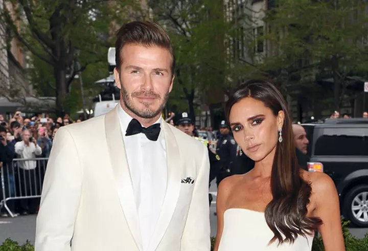 Cine este Rosamund Pike?