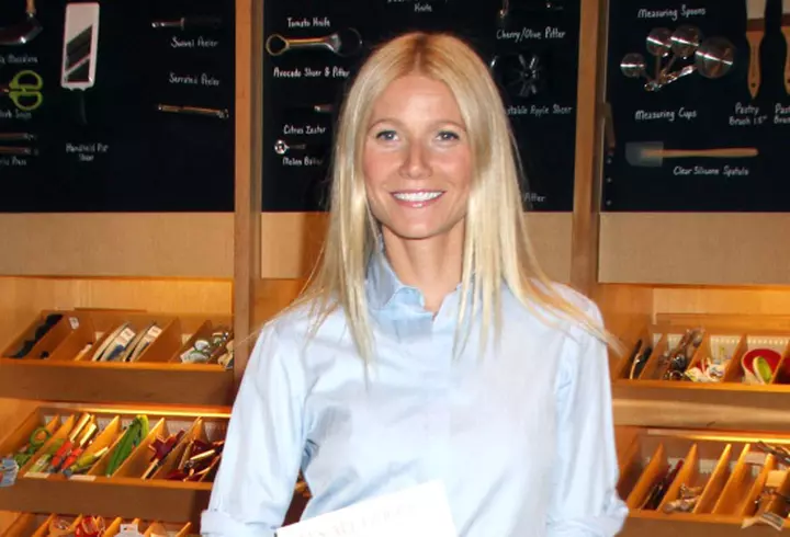 Adela Popescu – În formă maximă la început de an