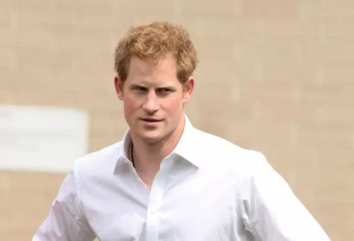 Cine este Rosamund Pike?