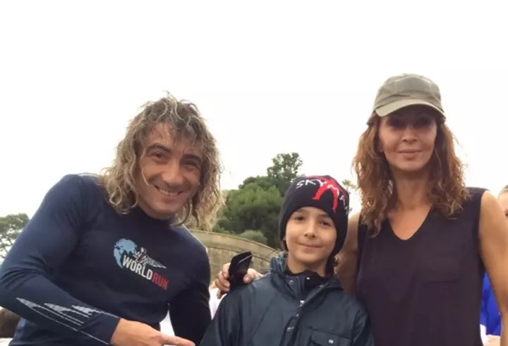 Adela Popescu – În formă maximă la început de an