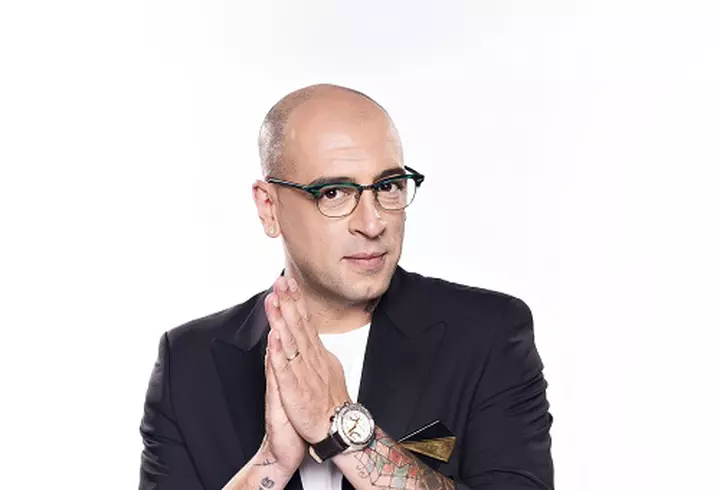 Adela Popescu – În formă maximă la început de an