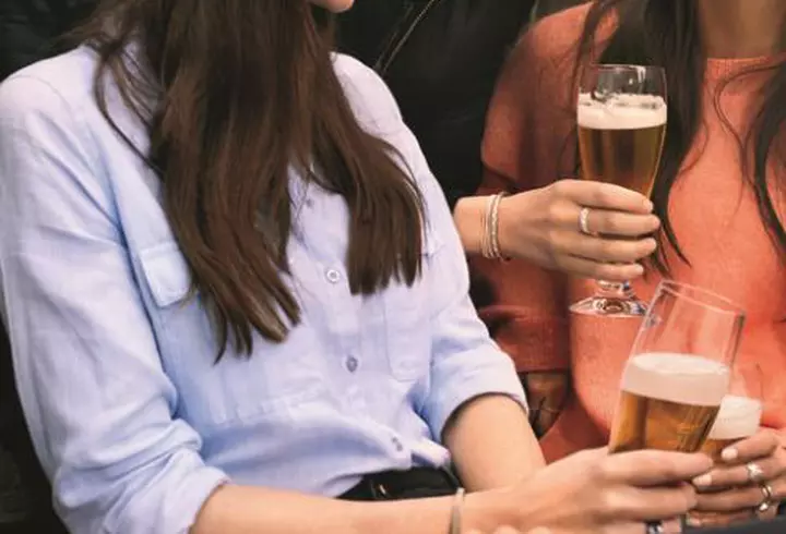 Opel si efectul OH! te aduc pe coperta revistei ELLE!