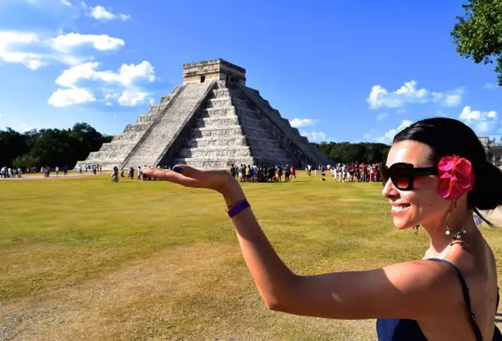 Ellie White – Extrem de activă, deşi este însărcinată