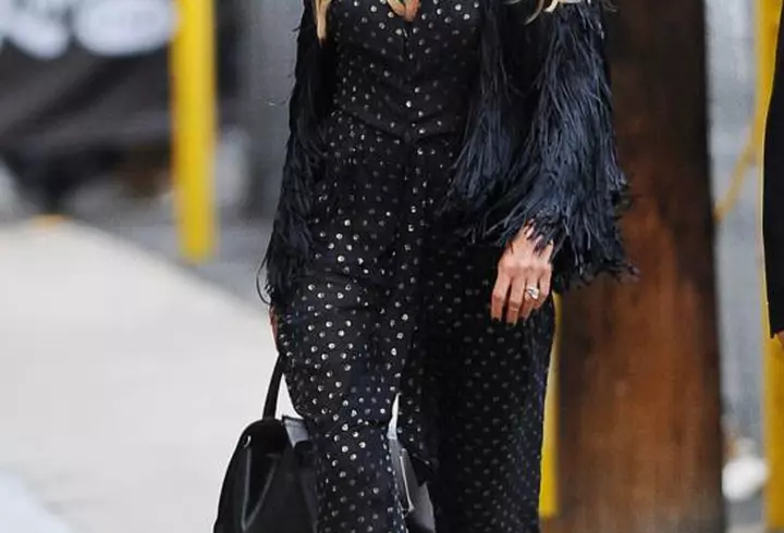 Ioana Ginghină – Sărbătoreşte primăvara alături de fiica ei