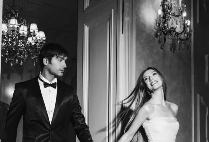 Cine este Rosamund Pike?