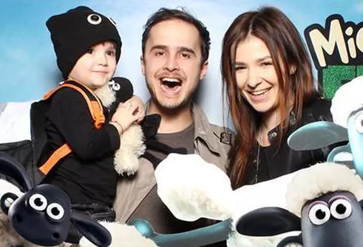 Mila Kunis şi Ashton Kutcher s-au căsătorit