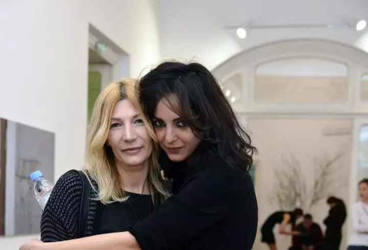 “Nu Mă Uita”: șase artiști și o colecție inedită, cu puternice accente de neconvențional