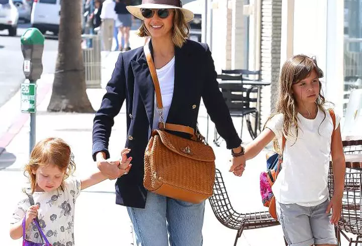 Actriţe celebre de film care fac acum furori în televiziune