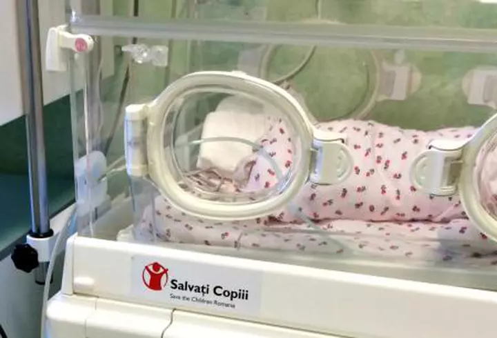 Mila Kunis şi Ashton Kutcher s-au căsătorit