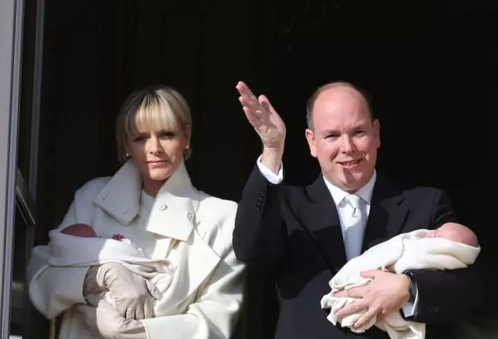 Mila Kunis şi Ashton Kutcher s-au căsătorit