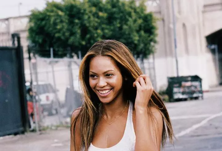 Rumer Willis – Mai sexy ca Demi Moore