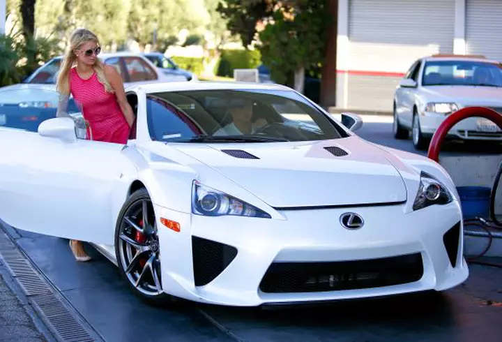 Vedete care au fost propulsate în lumea actoriei de modelling