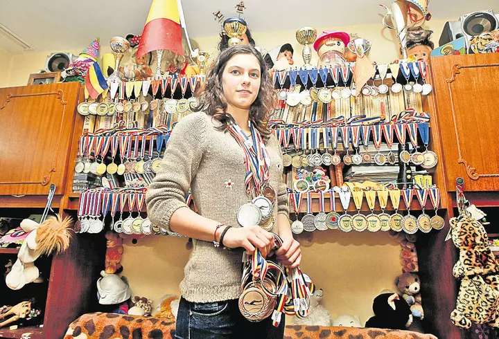 Vedeta care a ales sa-si expuna viata pe internet