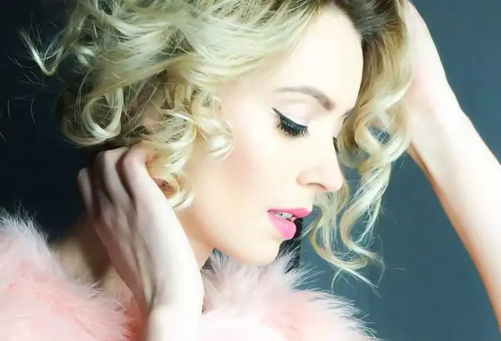 Alina Puşcaş – Nu aduce anul ce aduce barza