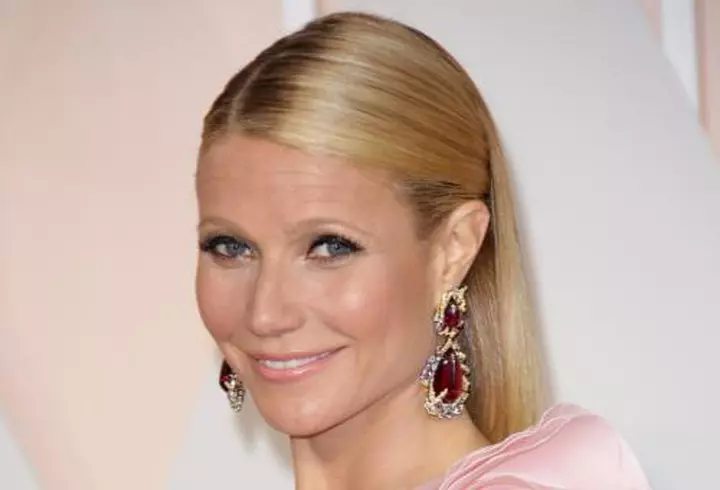 Vedeta care a ales sa-si expuna viata pe internet