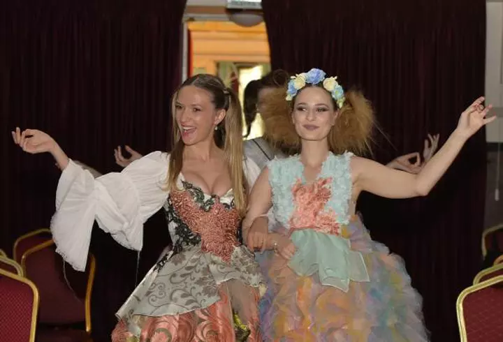 “Nu Mă Uita”: șase artiști și o colecție inedită, cu puternice accente de neconvențional