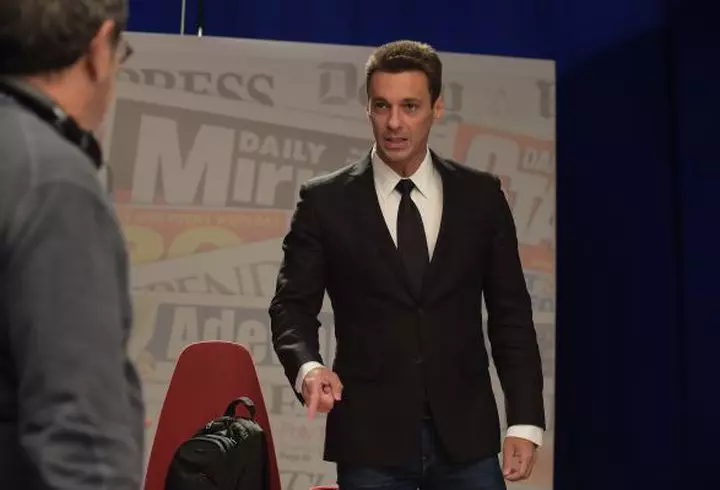 Vedete la o cină regală