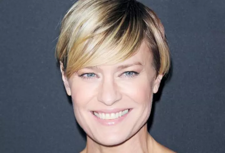 Amal Clooney – Cine e femeia în faţa căreia nu a rezistat nici cel mai celebru burlac