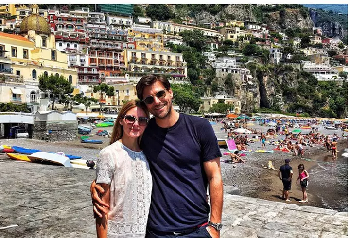 Reîntâlnire emoţionantă pentru “copiii familiei Bundy” după aproape 20 de ani