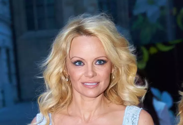 George Clooney renunţă la vila lui de pe Lacul Como