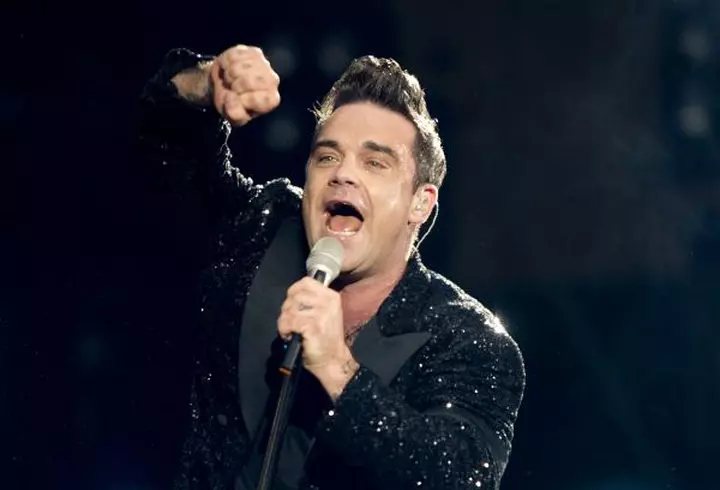 Vedete la o premieră cu cântec