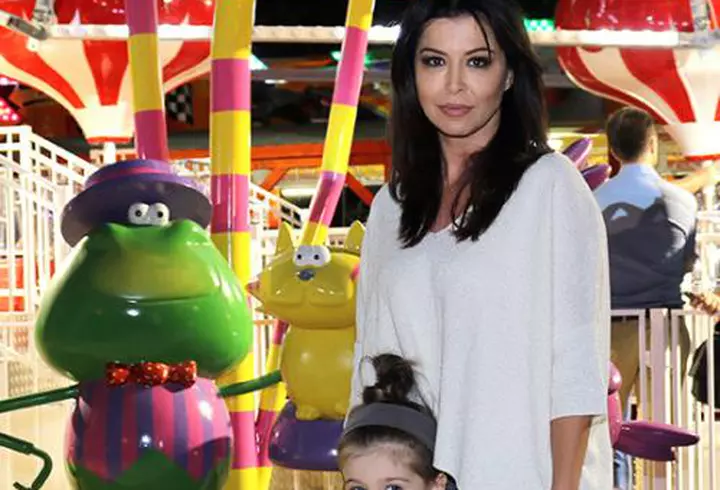 Benedict Cumberbatch – Decorat de Regină sub privirile pline de admiraţie ale soţiei lui