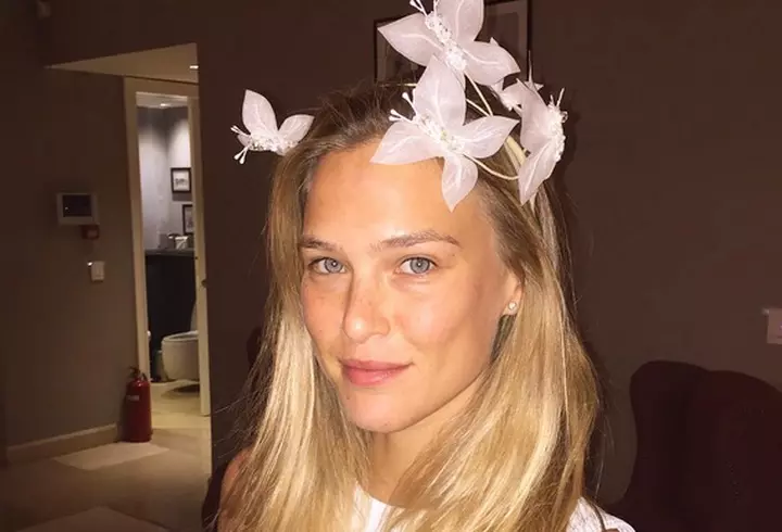 Iubita lui Jim Carrey s-a sinucis