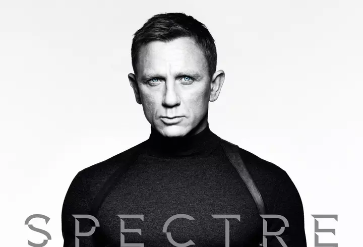 Kourtney Kardashian – Mamă sexy la Los Angeles