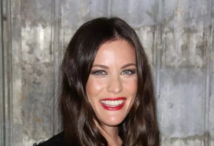 Iubita lui Jim Carrey s-a sinucis