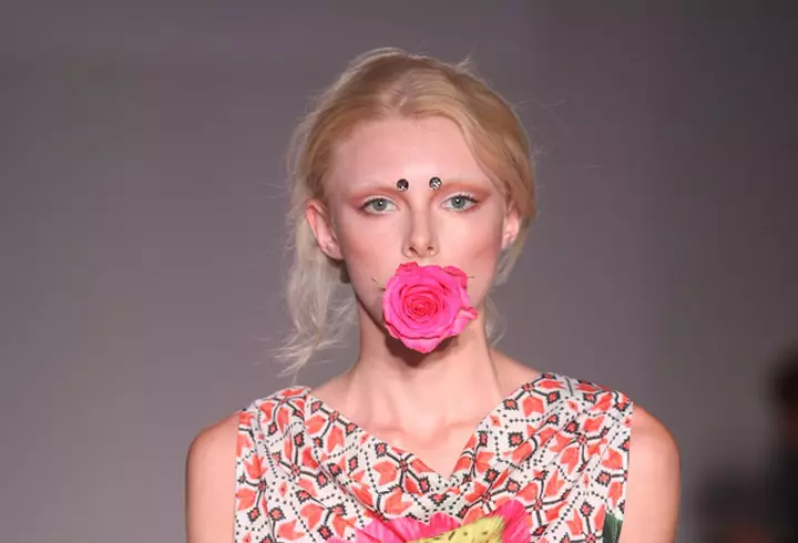 Ducesa de Cambridge – O apariţie glam şi rafinată la dineul oficial de la Palatul Buckingham