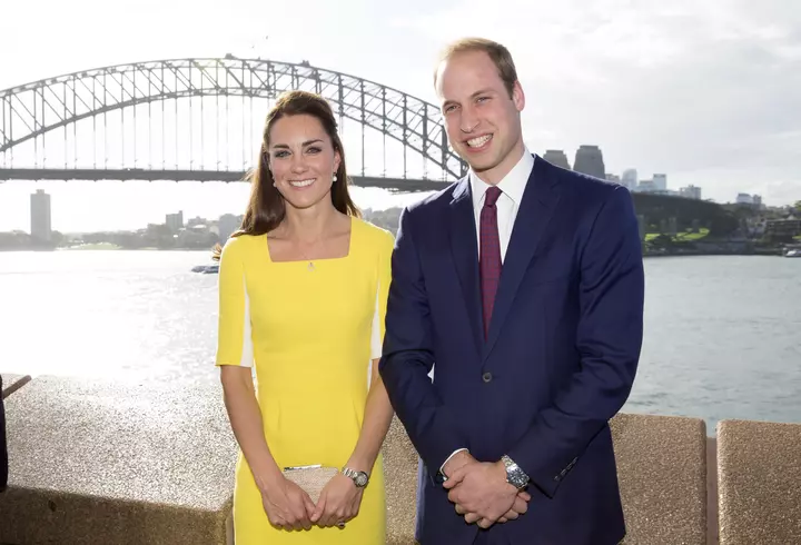 Jojo - Apariţie senzuală într-o little black dress