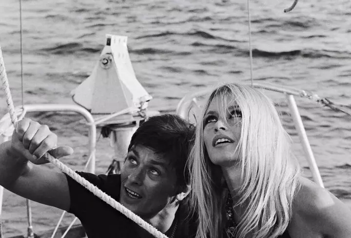 Adam Levine își arată noul tatuaj pe Instagram