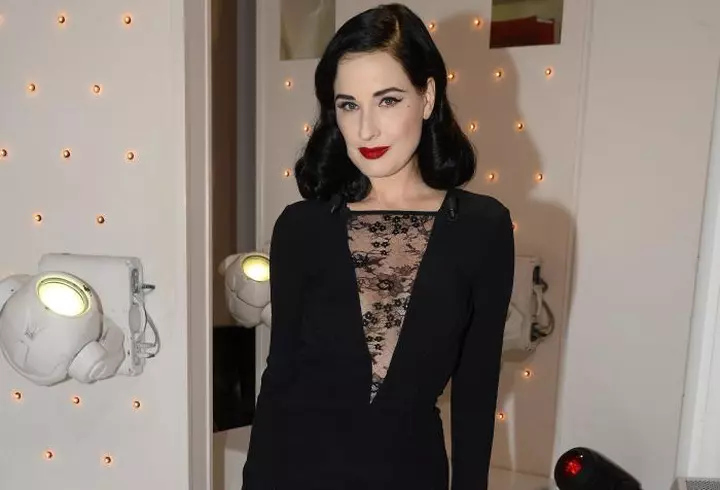 #înflorești dacă știi cine ești (P)