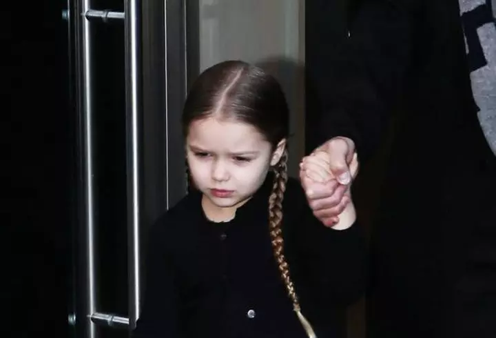 Jessica Alba – O sursă de inspiraţie pentru această vară. Uite ce poartă în vacanţa sa din Hawaii!