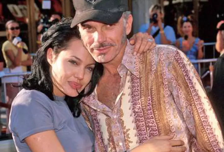 Patru femei celebre și singure care susțin că sunt foarte fericite pe cont propriu. Află cine sunt ele!