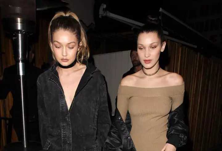 Blake Lively – O mămică stylish. În 3 ţinute perfecte la New York