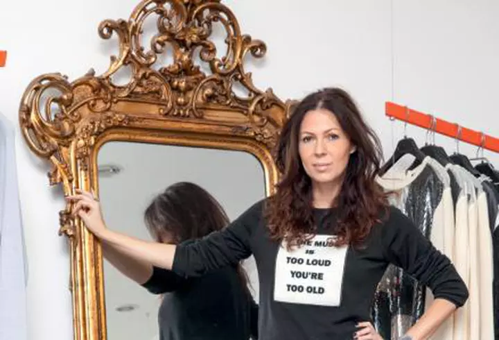 Blake Lively – O mămică stylish. În 3 ţinute perfecte la New York