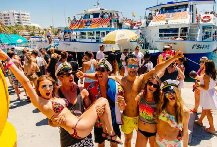 (P) Biletele la Art Safari pot fi cumpărate la jumătate de preț până pe 5 mai