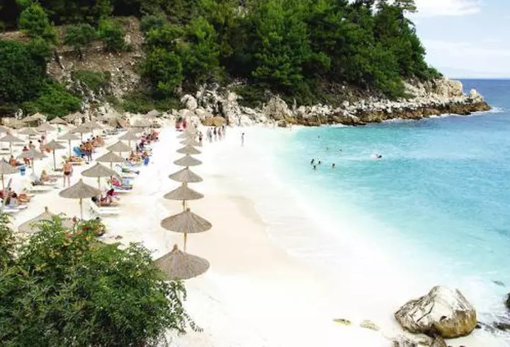 (P) Biletele la Art Safari pot fi cumpărate la jumătate de preț până pe 5 mai