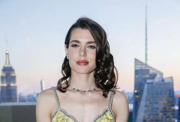 Vedete la premiera filmului „Alice în Ţara Oglinzilor”