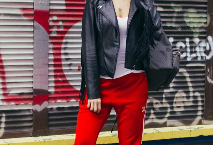 Blake Lively – O mămică stylish. În 3 ţinute perfecte la New York