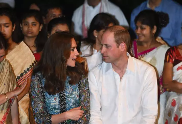 Adela Popescu vorbeşte despre naştere şi numele băieţelului ei