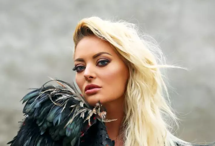 Andreea Berecleanu – Schimbare de look în această vară