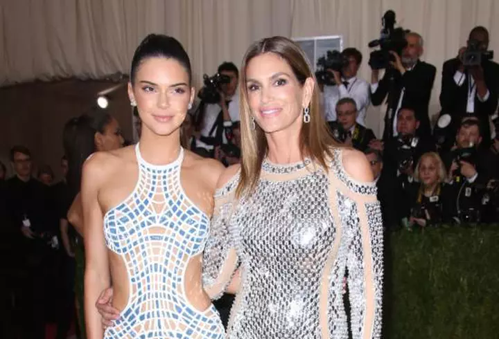 Andreea Berecleanu – Schimbare de look în această vară