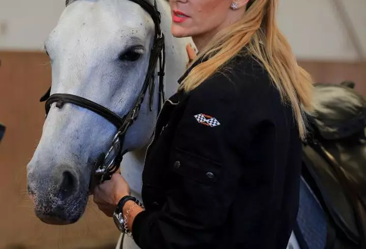 Adela Popescu a născut un băieţel de nota 10