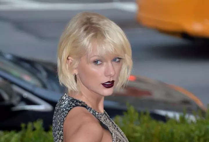 Ce cadou a primit Andreea Bănică de ziua ei de la soţul său