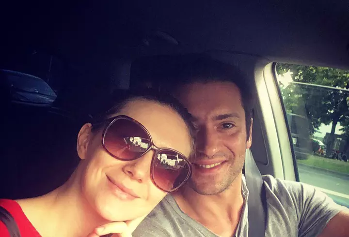 Cât de bine arată Giulia după două sarcini!