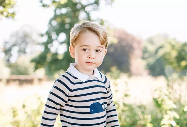 Prinţul Harry regretă ca nu a putut vorbit despre moartea mamei sale